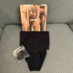 Brand New SKIMS Core Control Solutionwear High Waist Thong Onyx Size Small